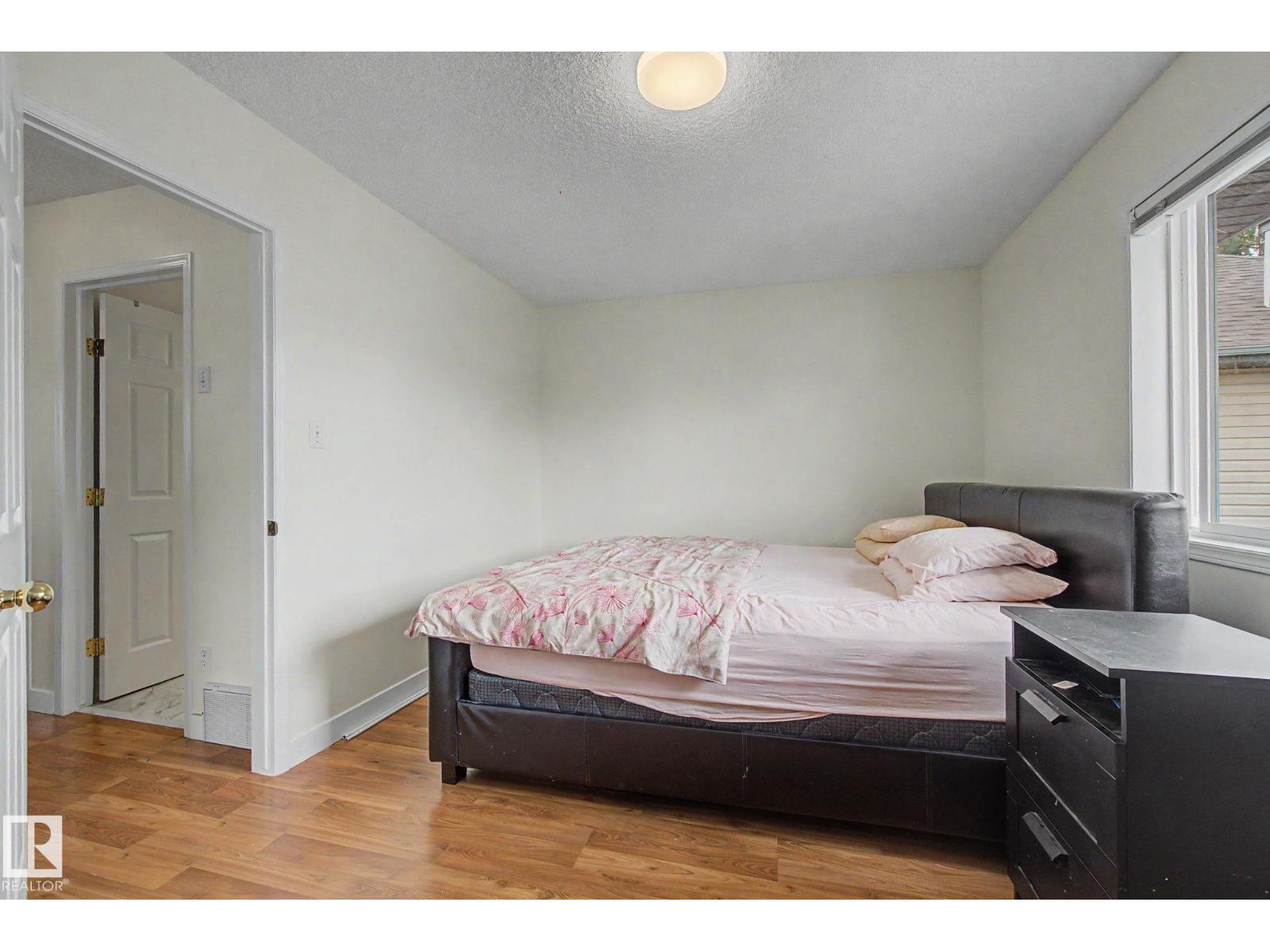 710 Glenwright CO NW - 24