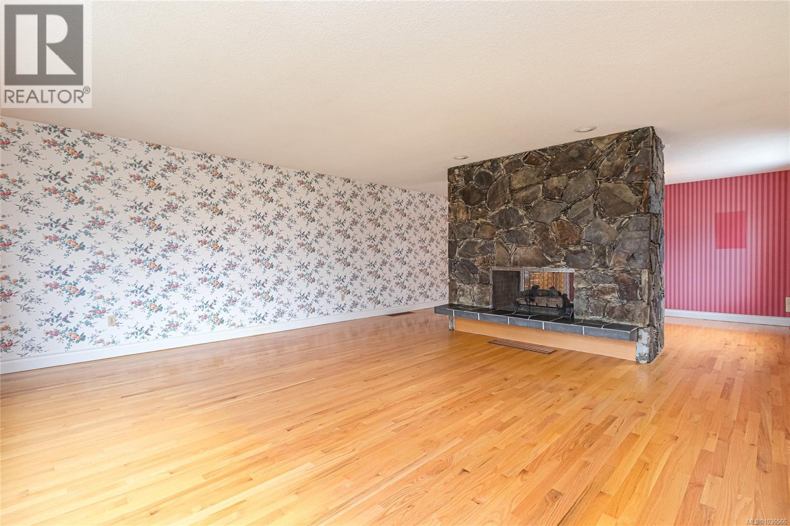 9723 Ardmore Dr - 9