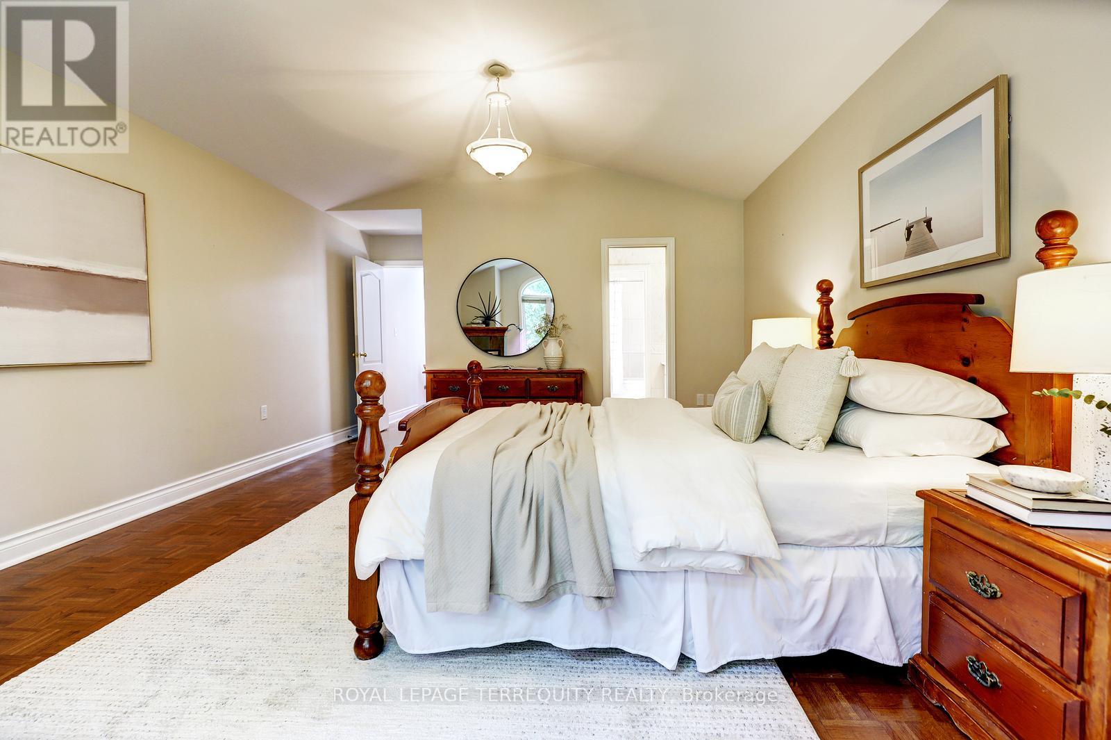 27 SHADWICK DRIVE - 23