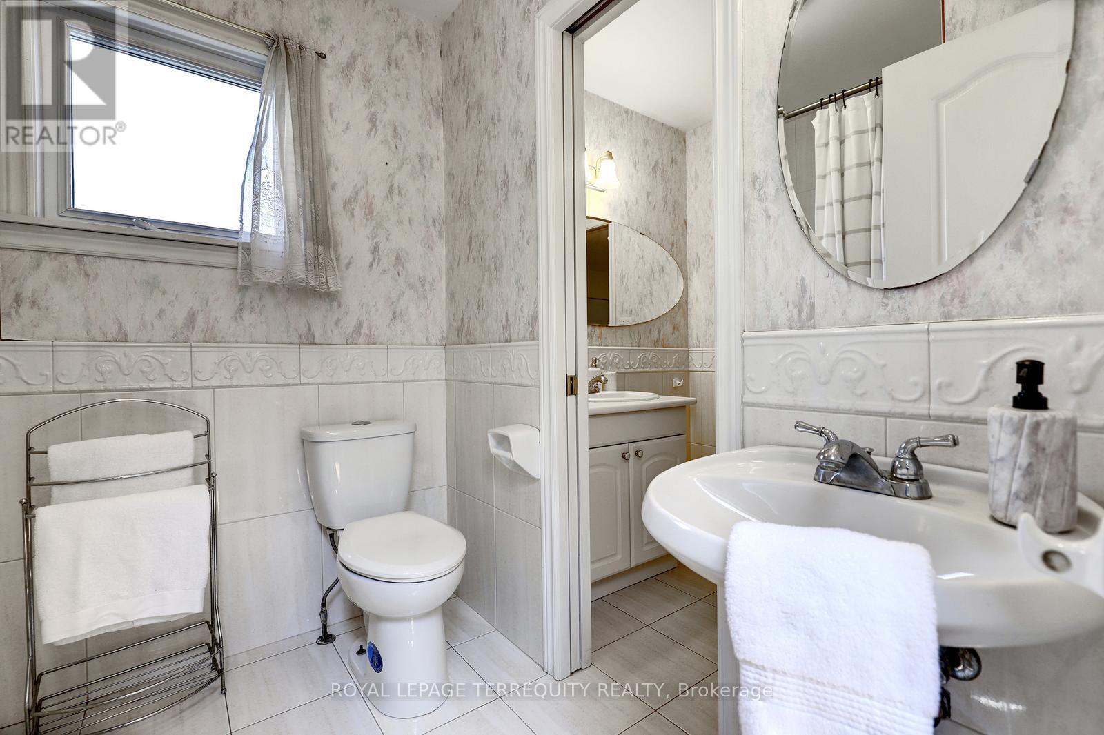 27 SHADWICK DRIVE - 24