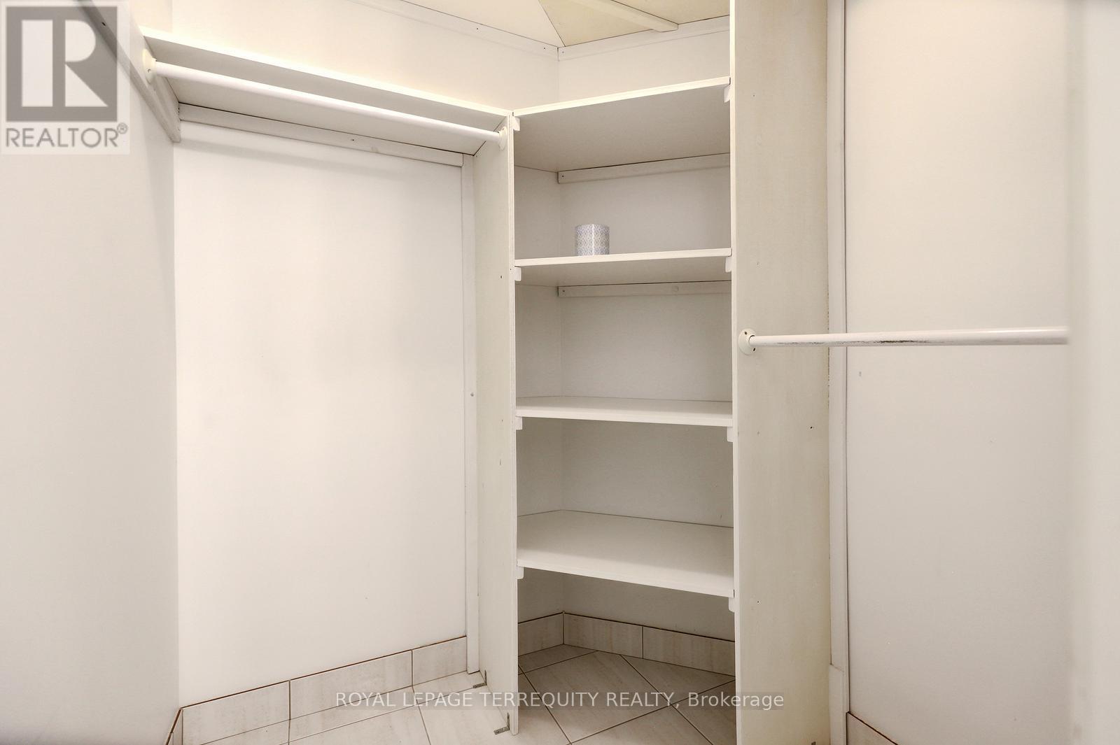 27 SHADWICK DRIVE - 27