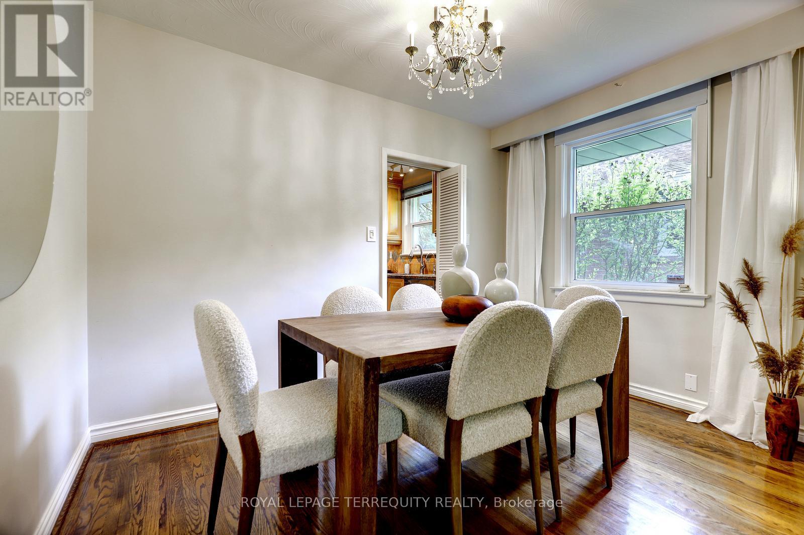27 SHADWICK DRIVE - 8
