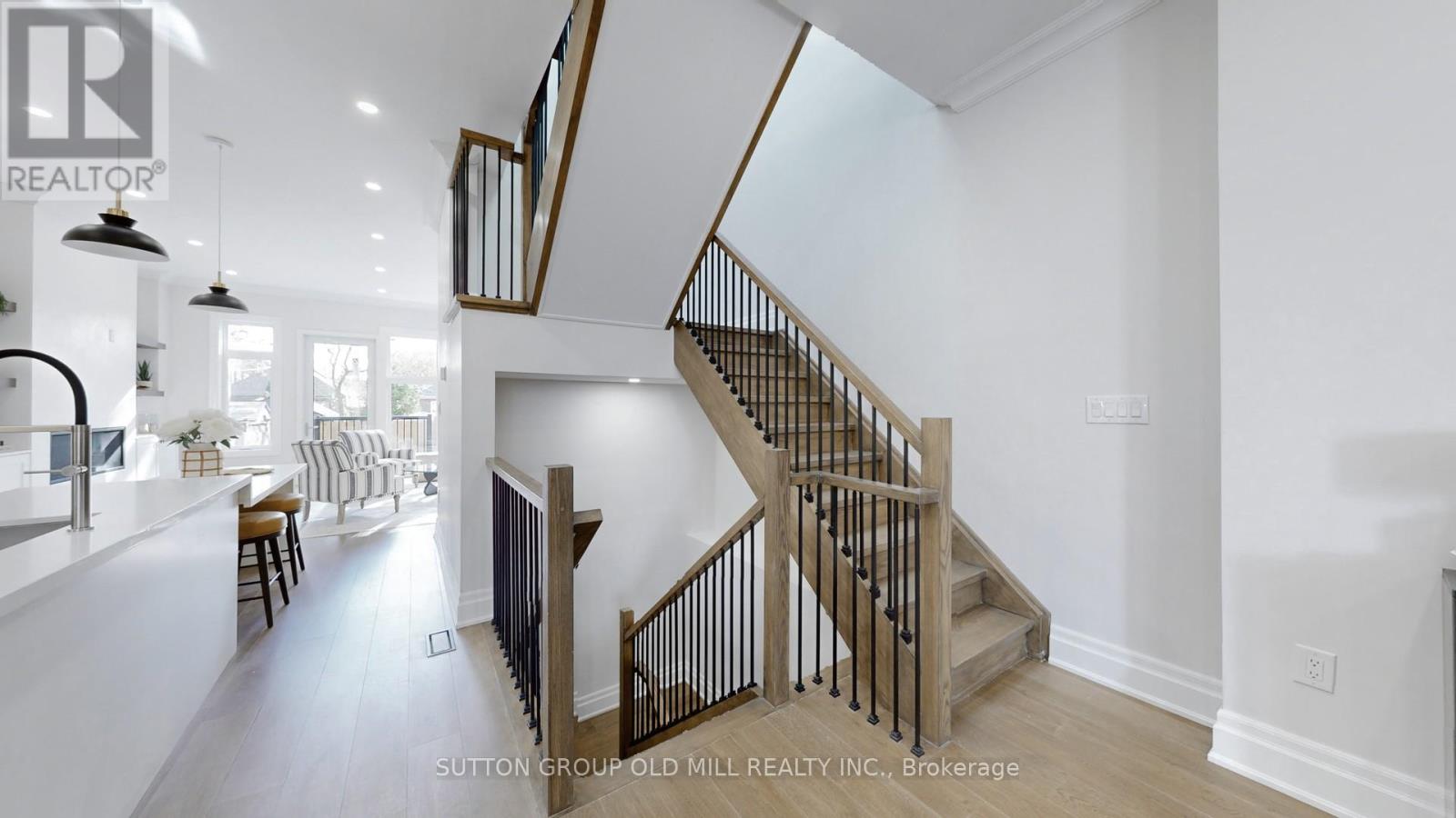11 MORLAND ROAD - 10
