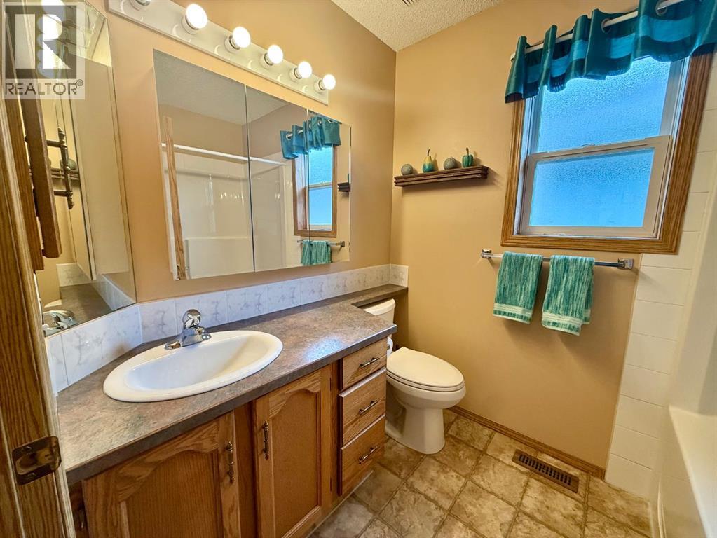 408 Freeman Way NW — photo 8