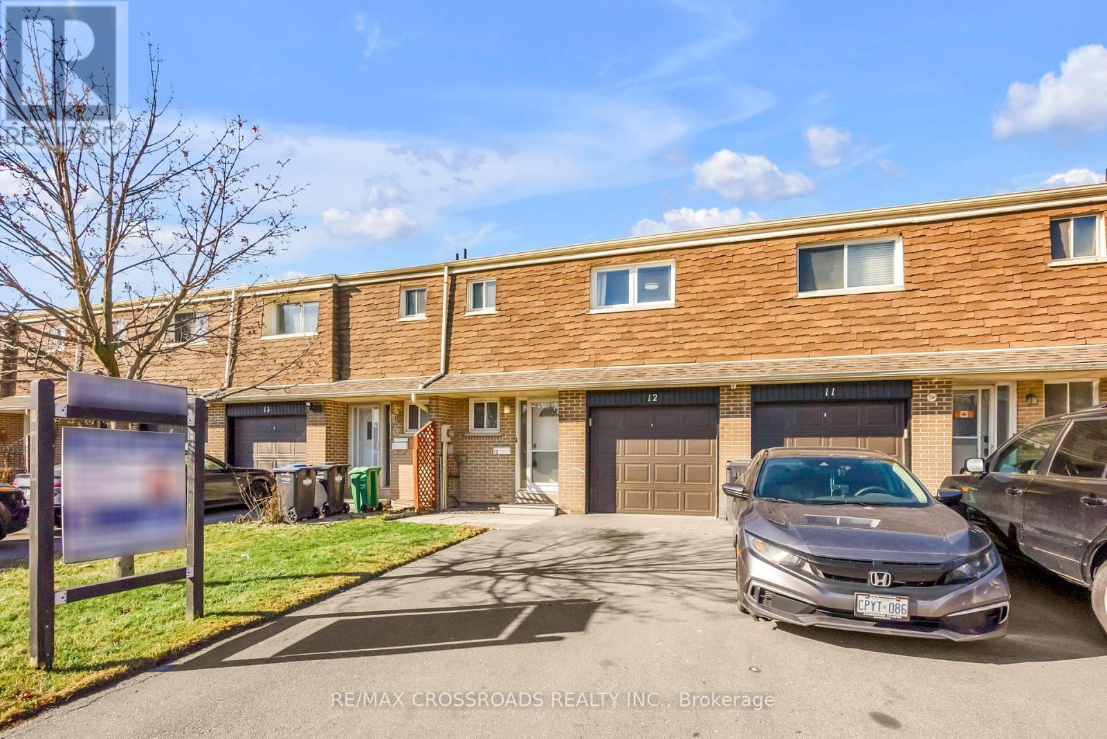#12 7450 DARCEL AVENUE - 2