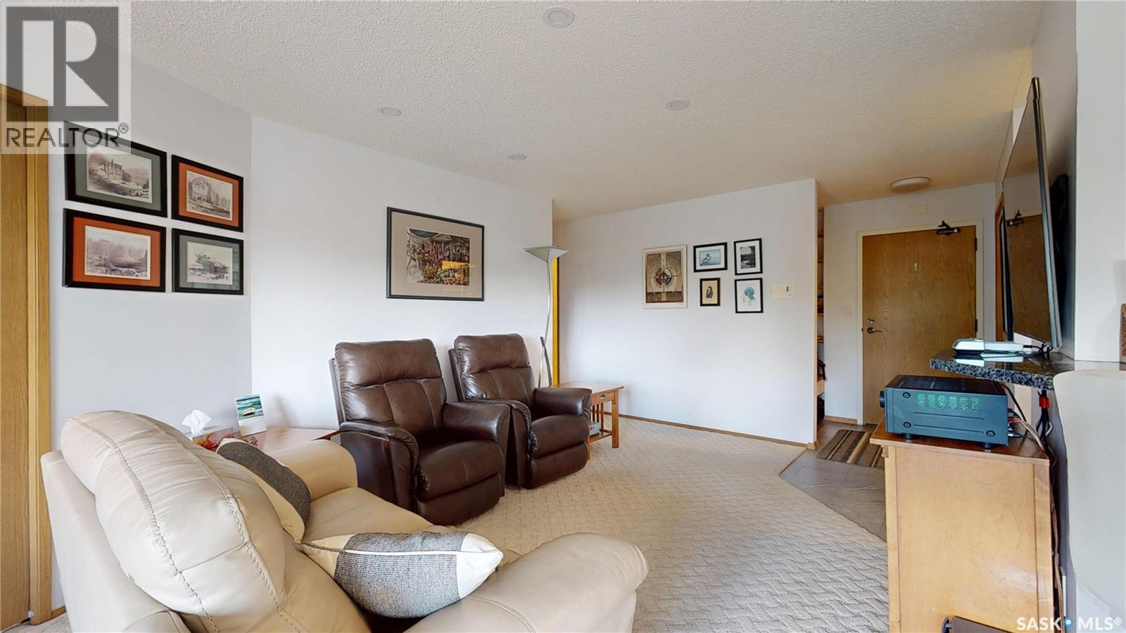 #309 2727 Victoria AVENUE - 6