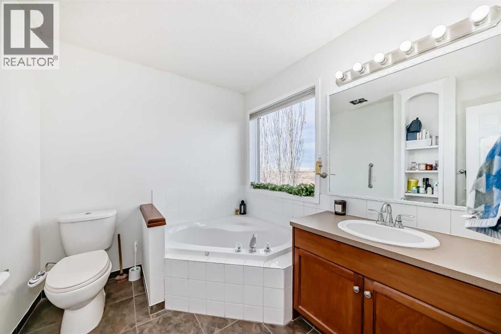 Master Bedroom Bathroom