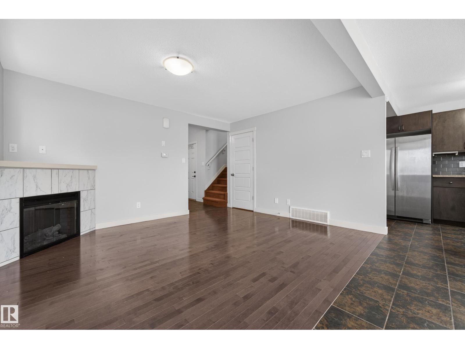 5244 1A AV SW - 13