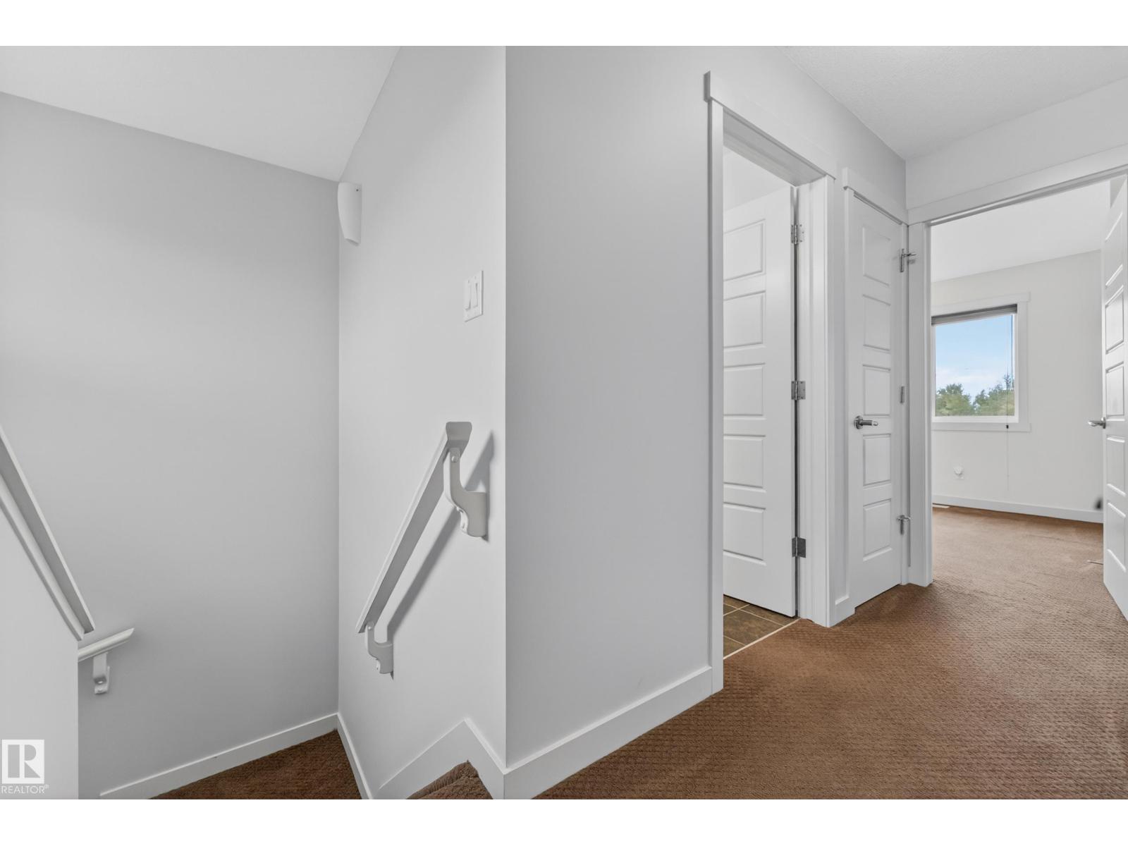 5244 1A AV SW - 20