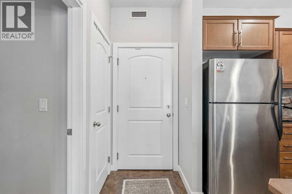 306, 15304 Bannister Road SE - photo 3
