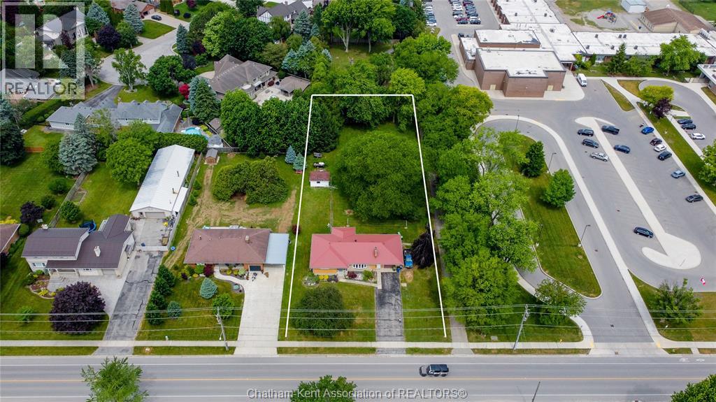 523 Indian Creek ROAD West - 2