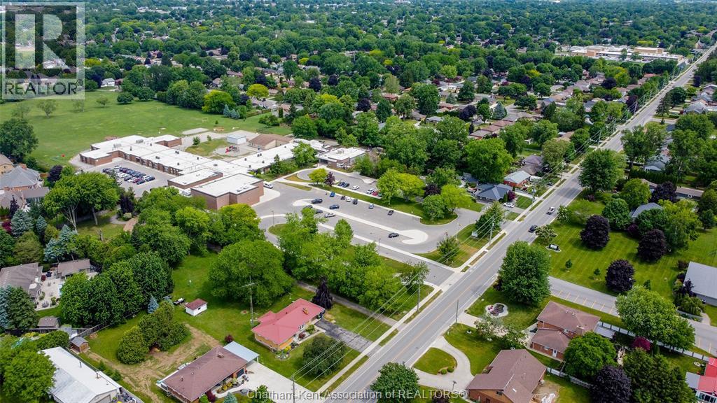 523 Indian Creek ROAD West - 25