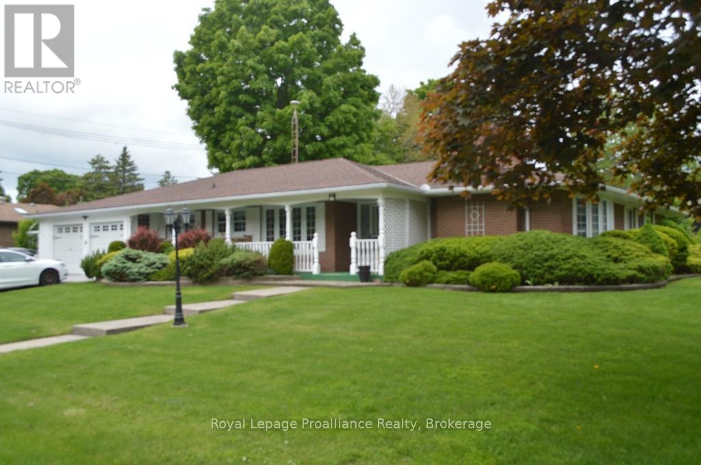 9 PARKVIEW HEIGHTS - 1