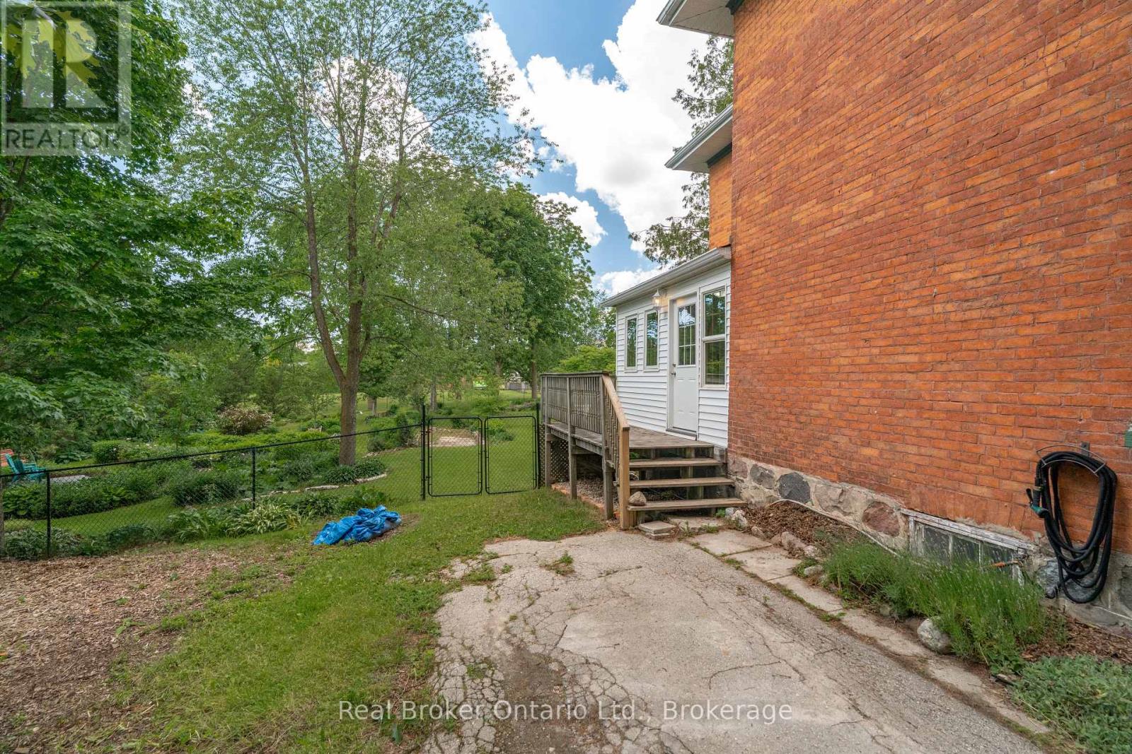 3050 PATRICK STREET - 28