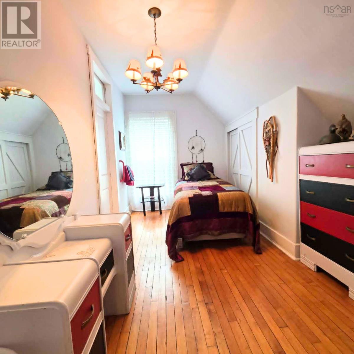 148 Crescent Street - 18