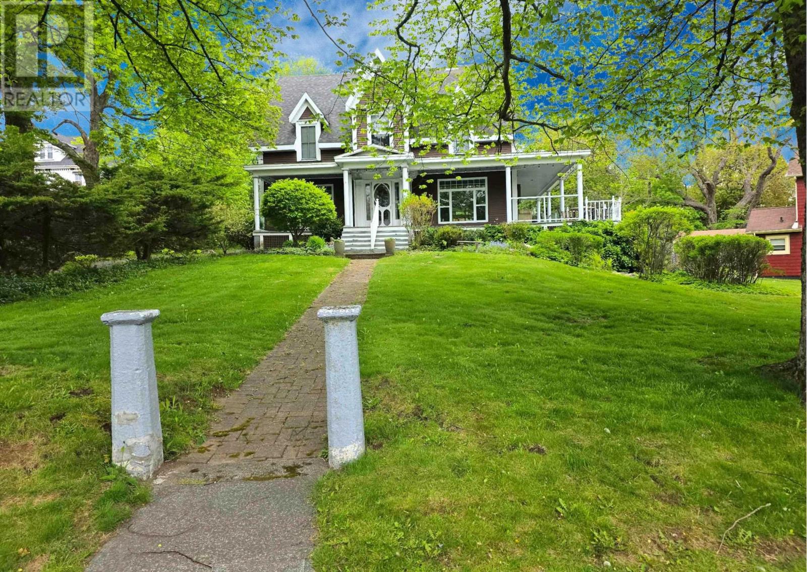148 Crescent Street - 1