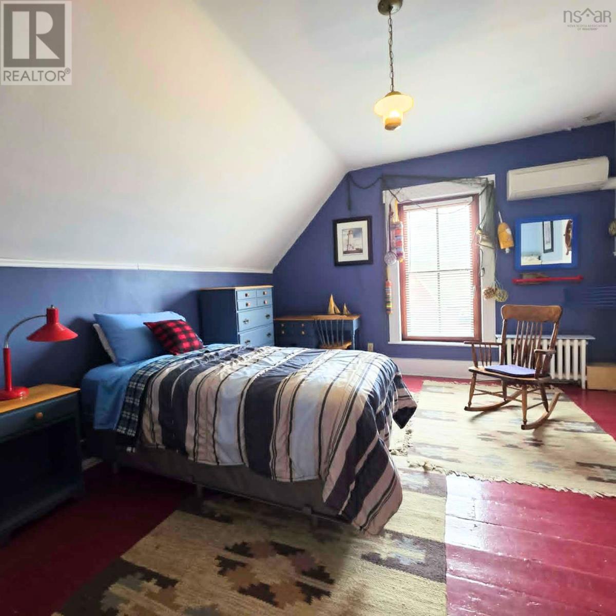 148 Crescent Street - 20