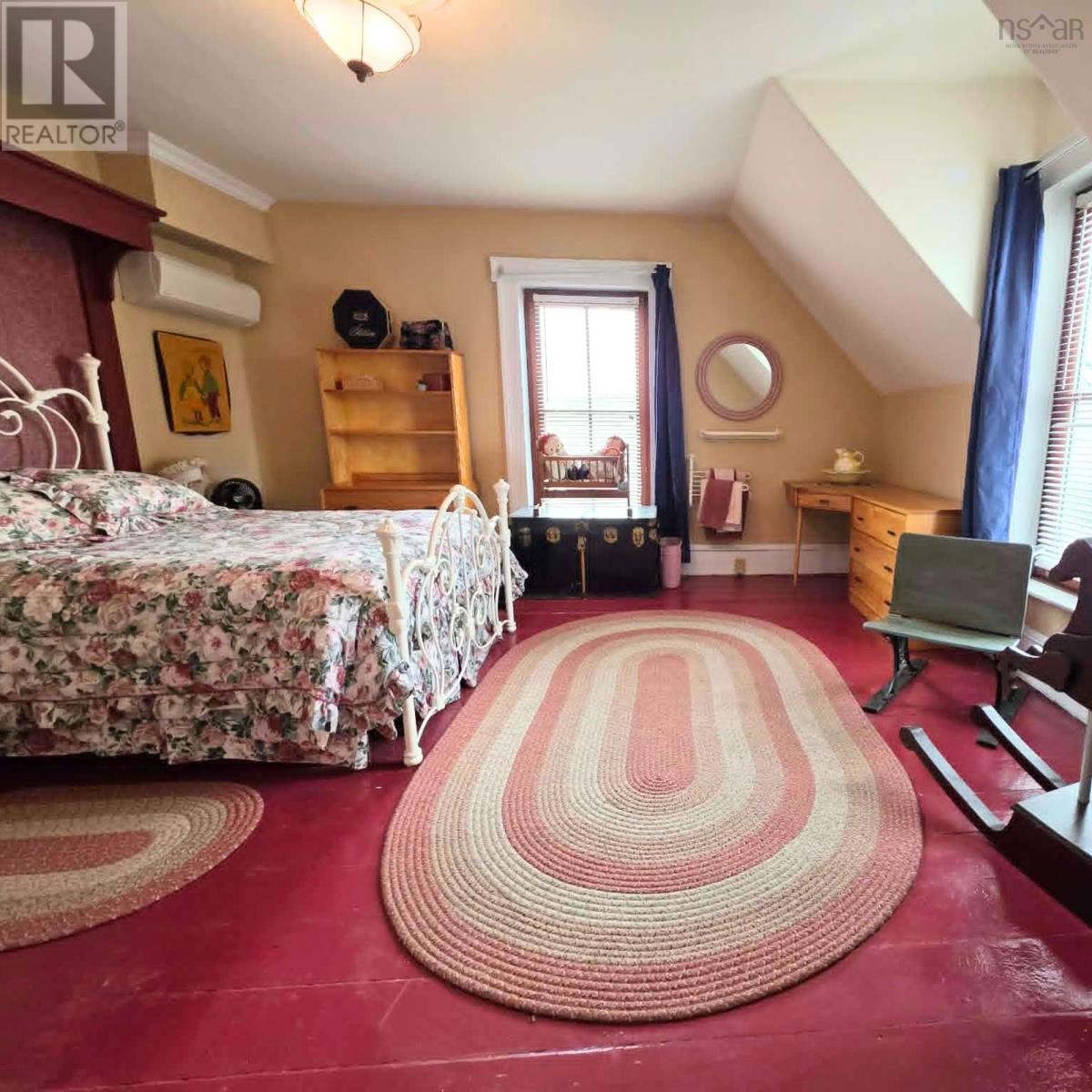 148 Crescent Street - 21