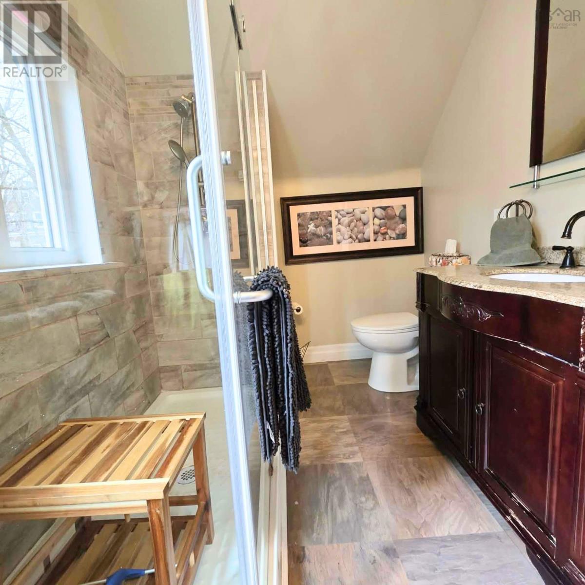 148 Crescent Street - 24