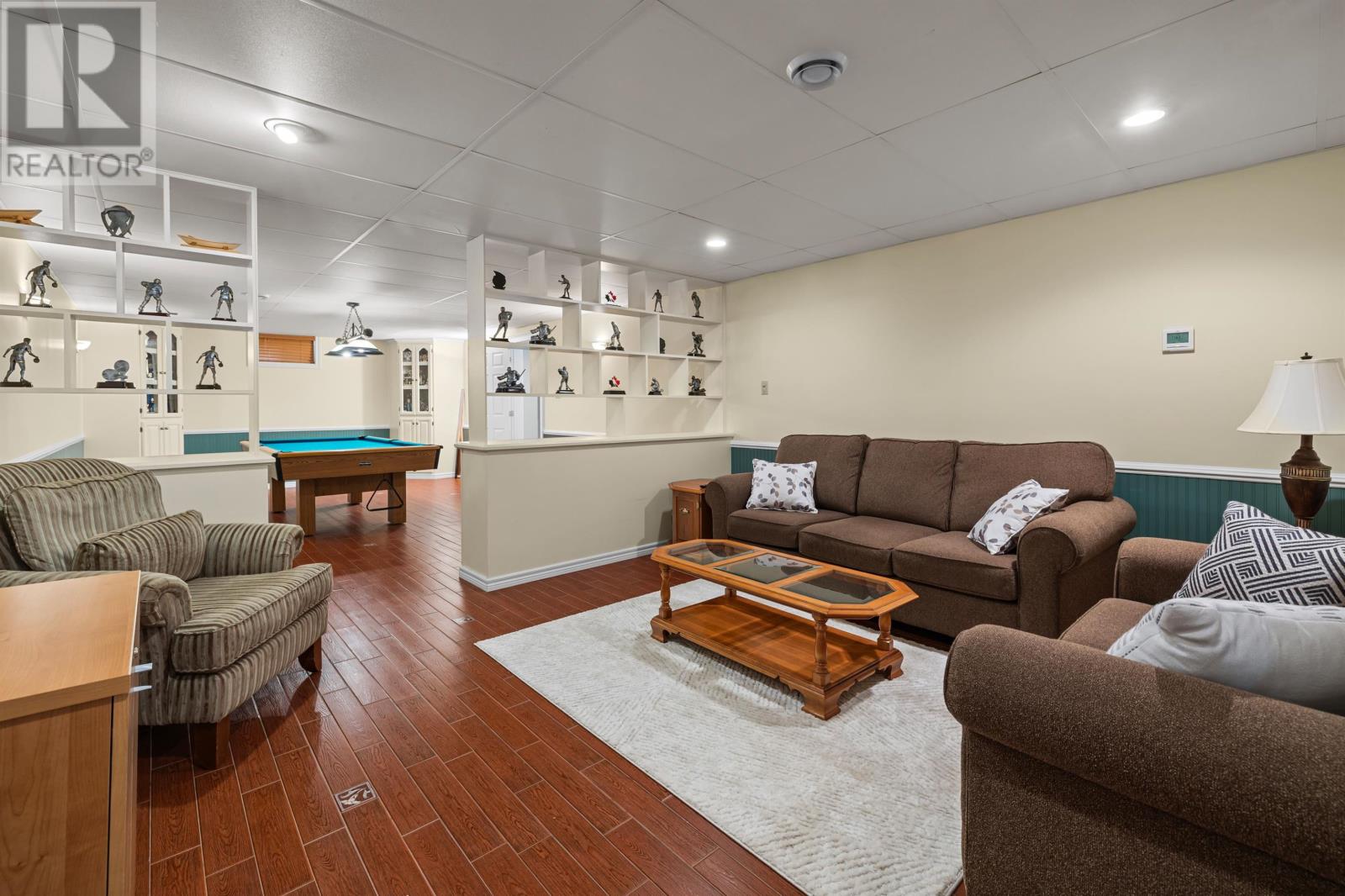 77 Parkside Drive - 31