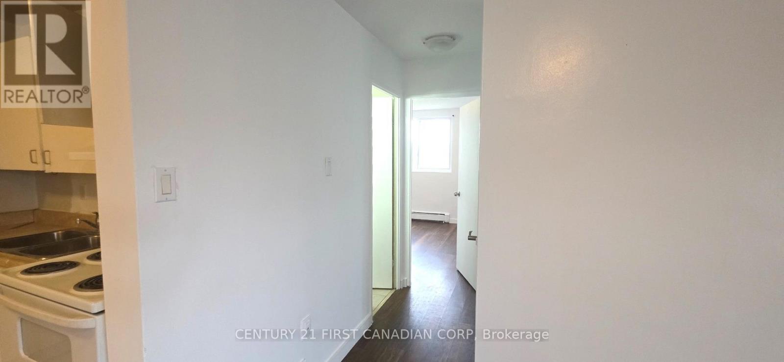#302 573 MORNINGTON AVENUE - 12