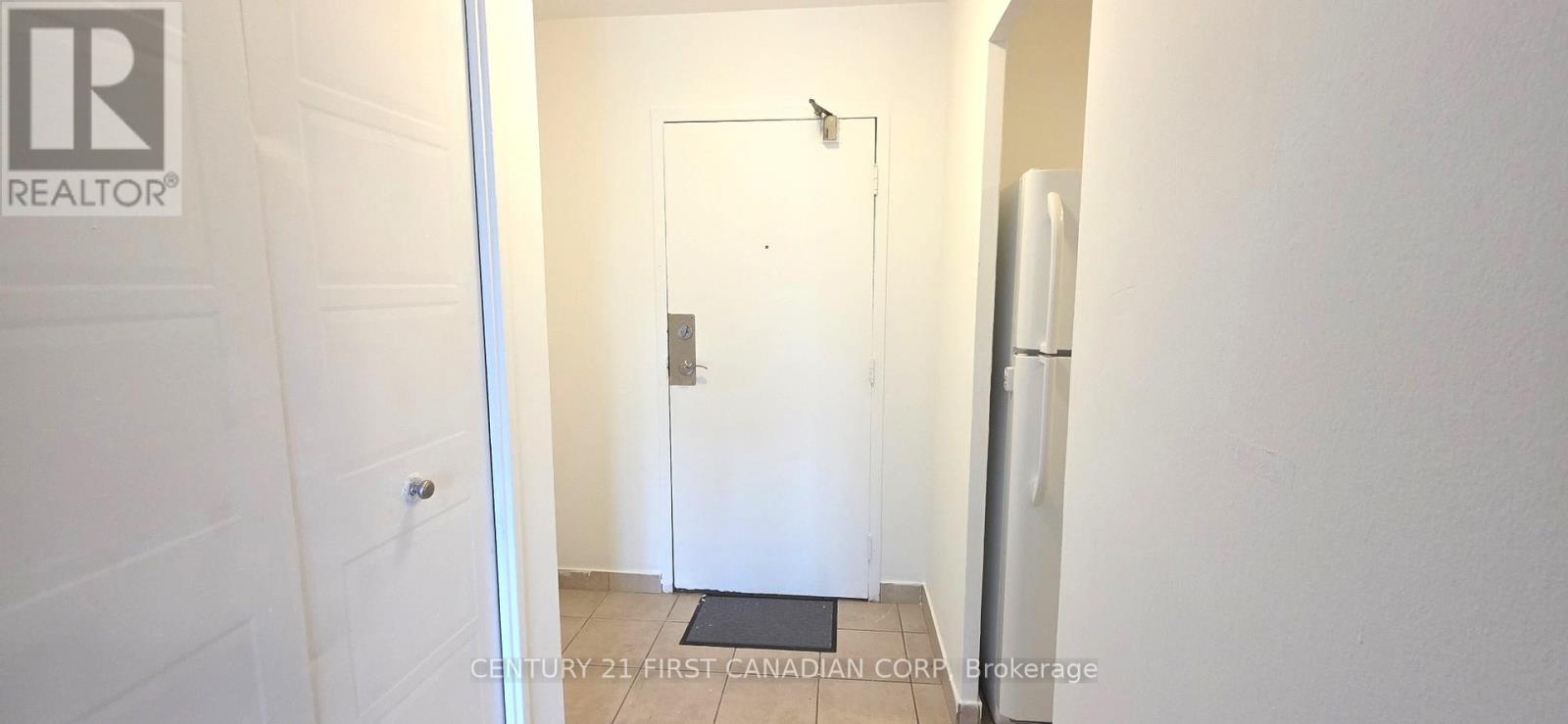 #302 573 MORNINGTON AVENUE - 4