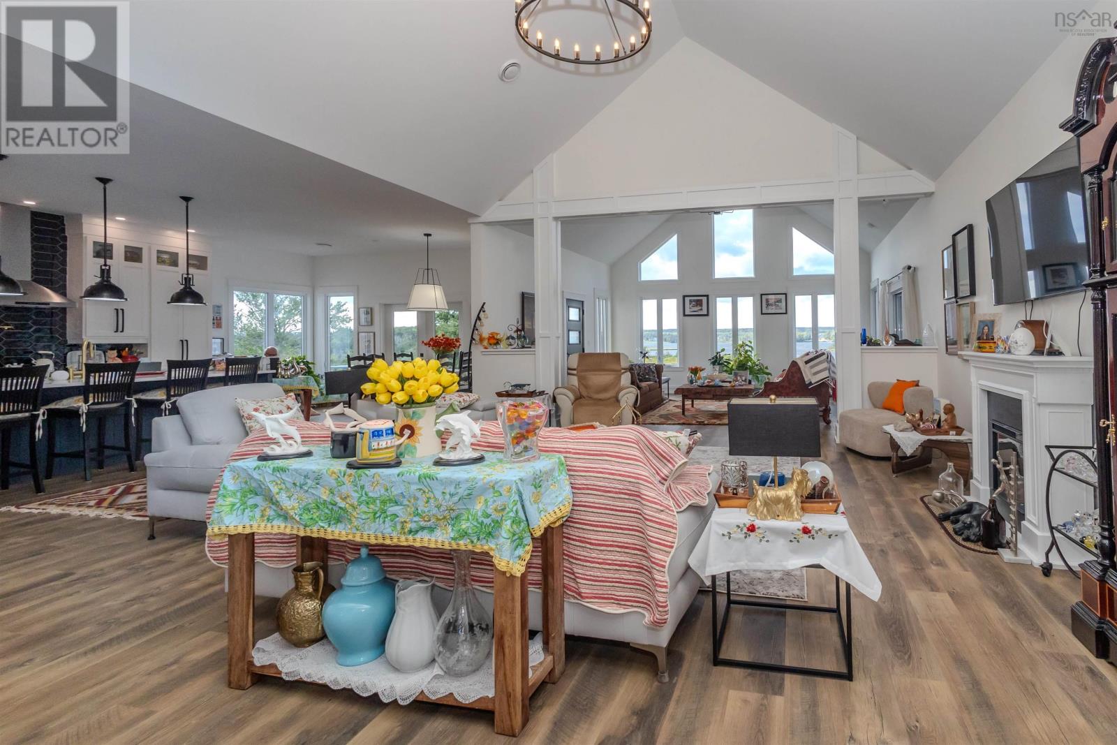 377 Shieling Drive - 29