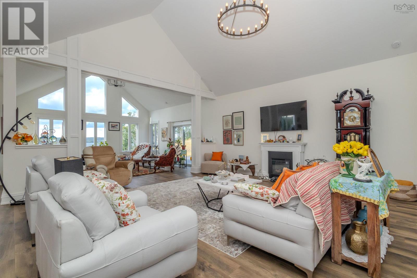 377 Shieling Drive - 30