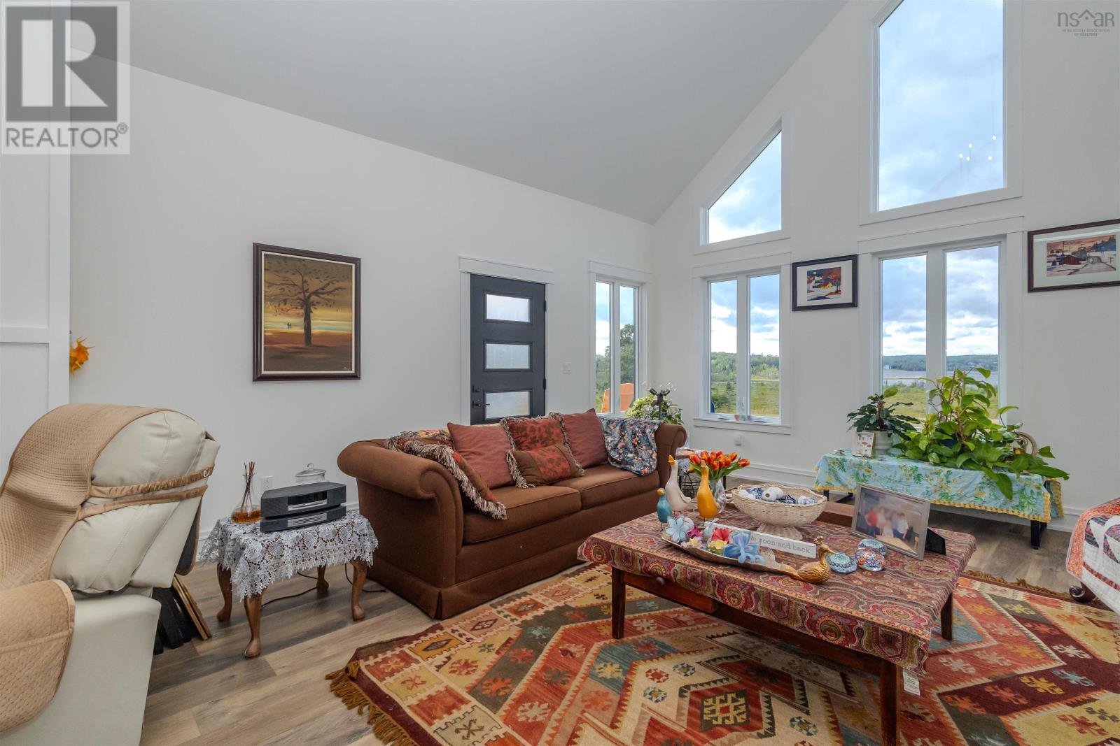 377 Shieling Drive - 33