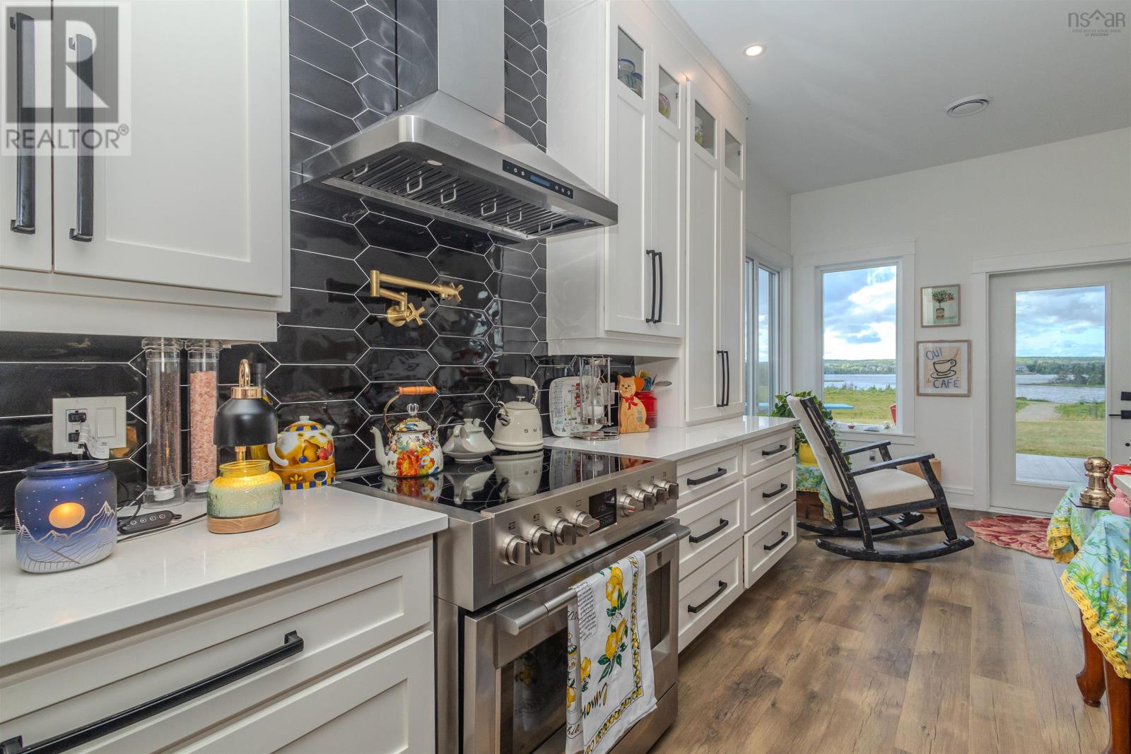 377 Shieling Drive - 39