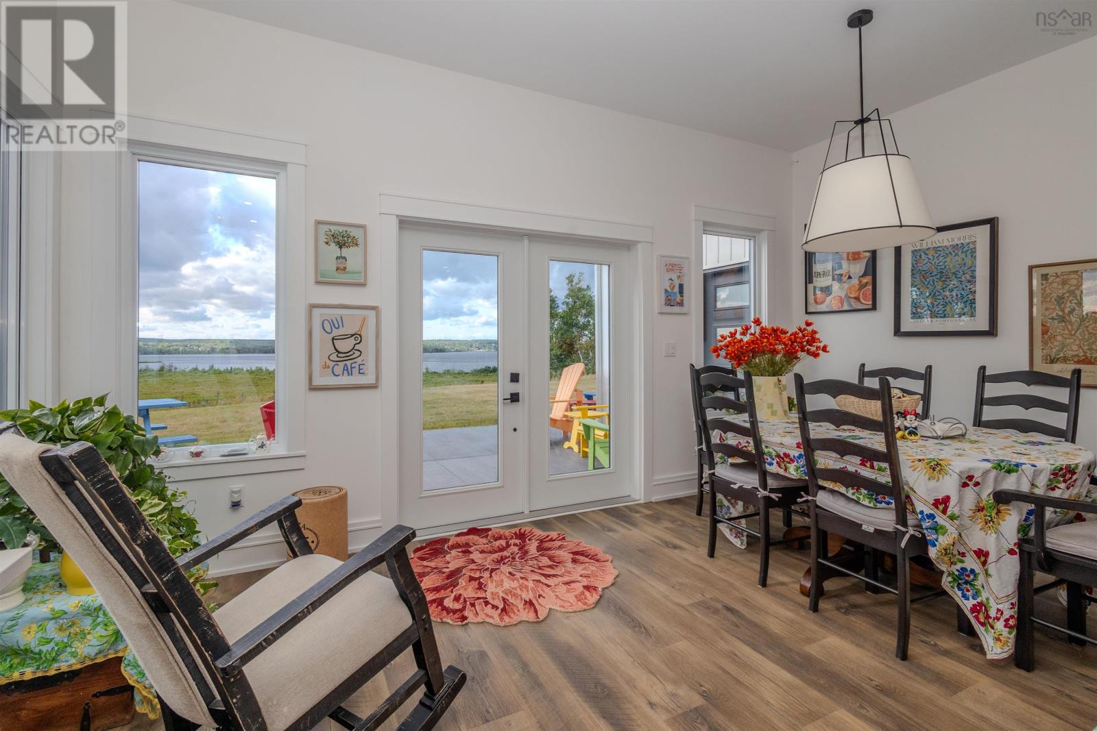 377 Shieling Drive - 40