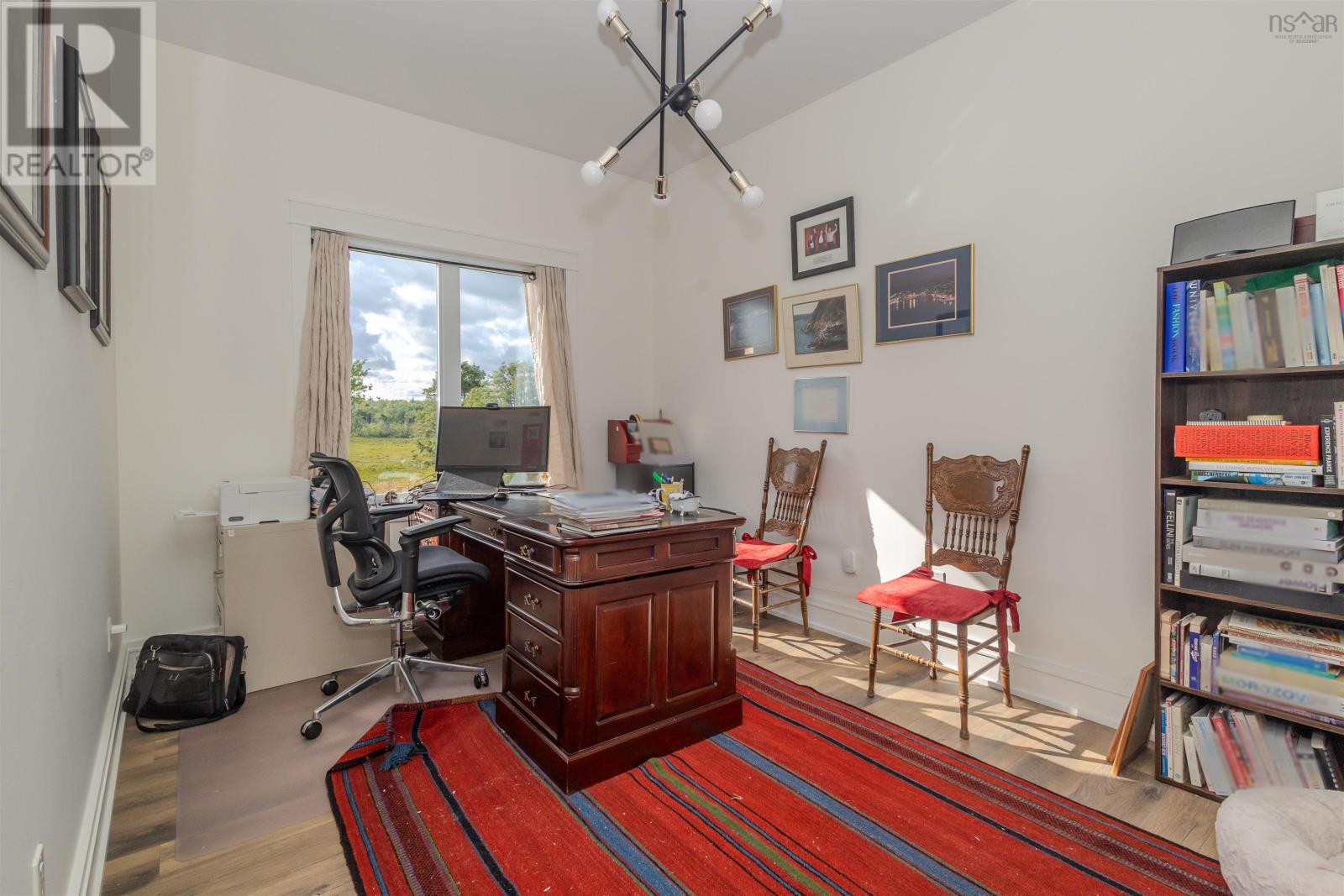 377 Shieling Drive - 44