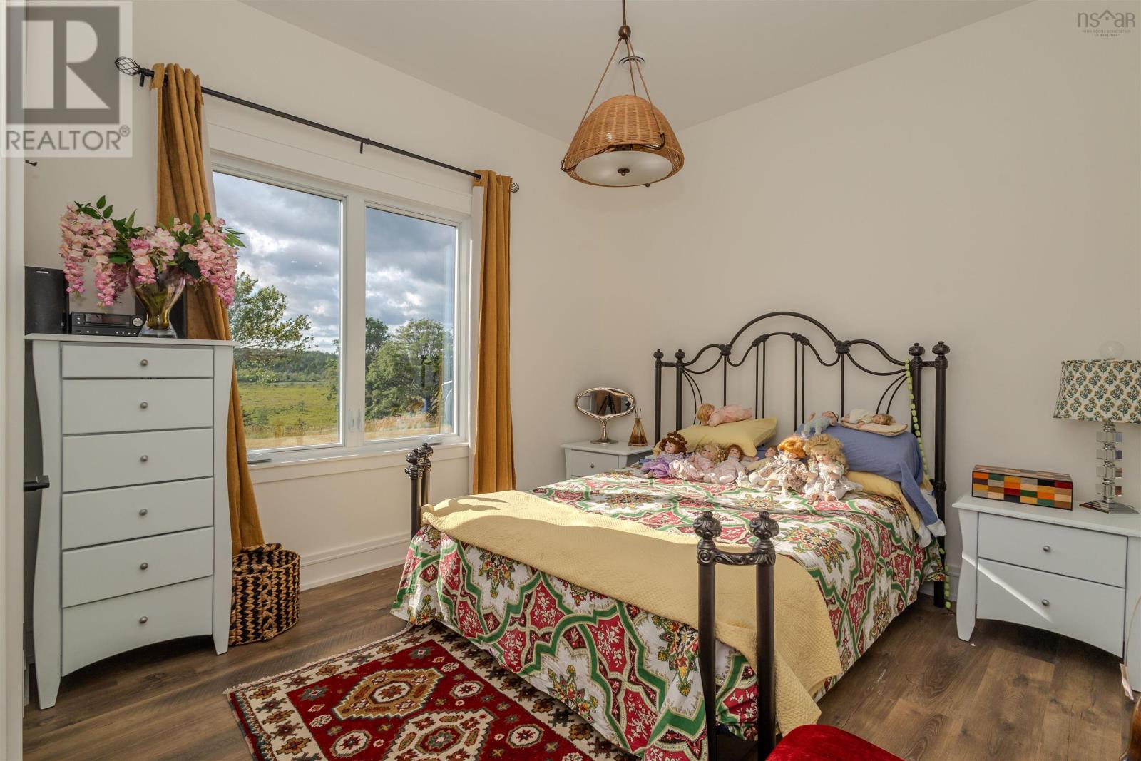 377 Shieling Drive - 45