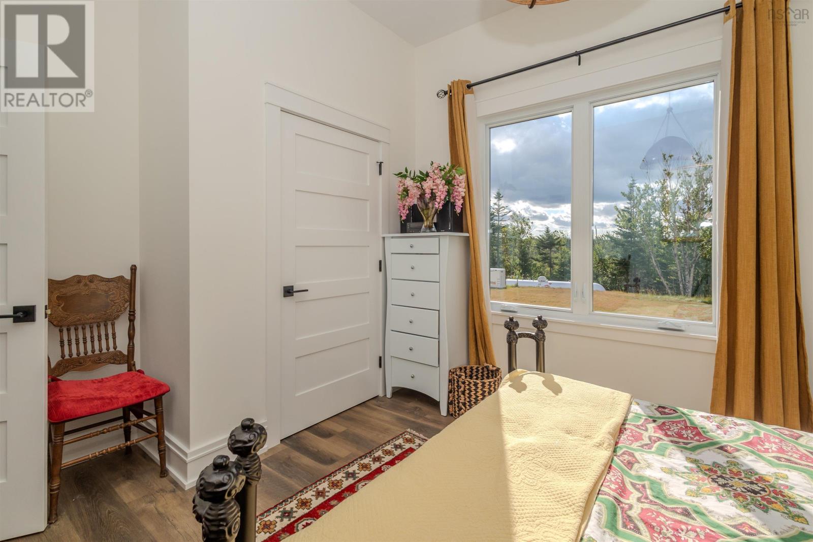 377 Shieling Drive - 47