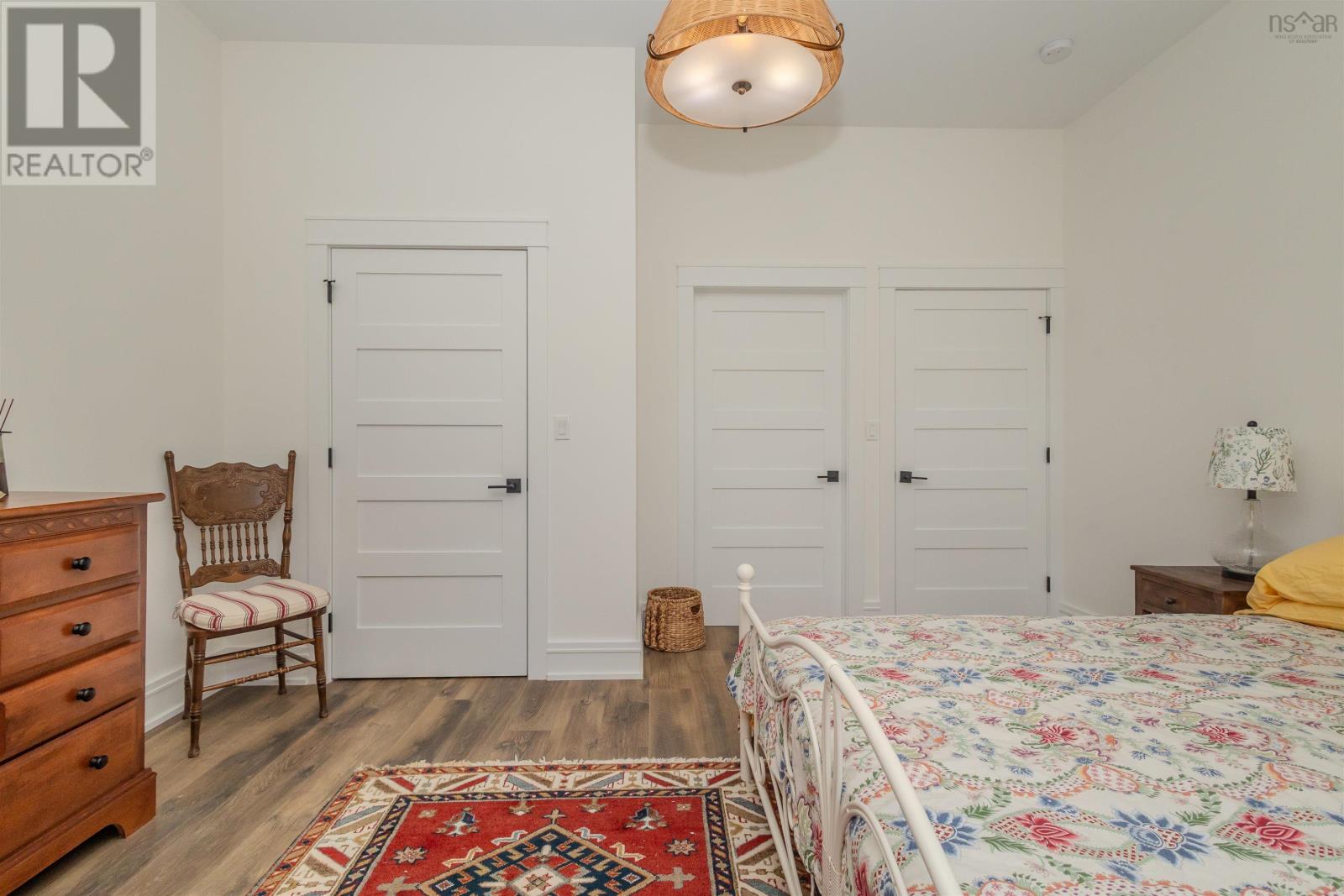 377 Shieling Drive - 48