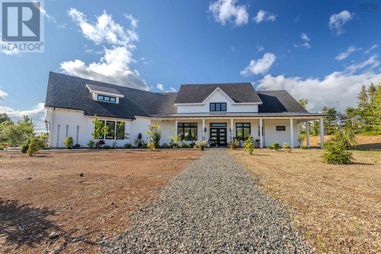 377 Shieling Drive - 6