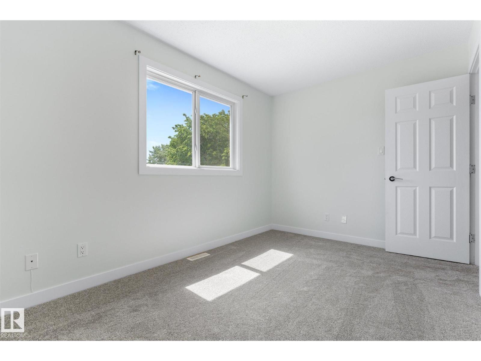 5212 146 AV NW — photo 27