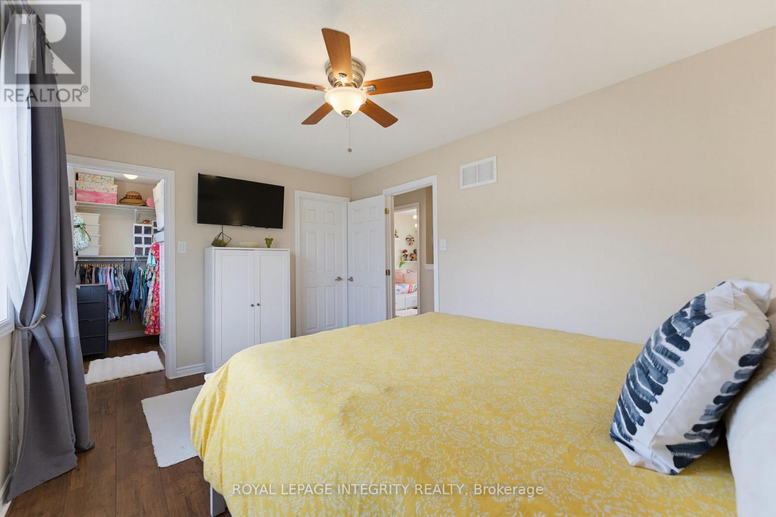 240 SOLEIL AVENUE - 15