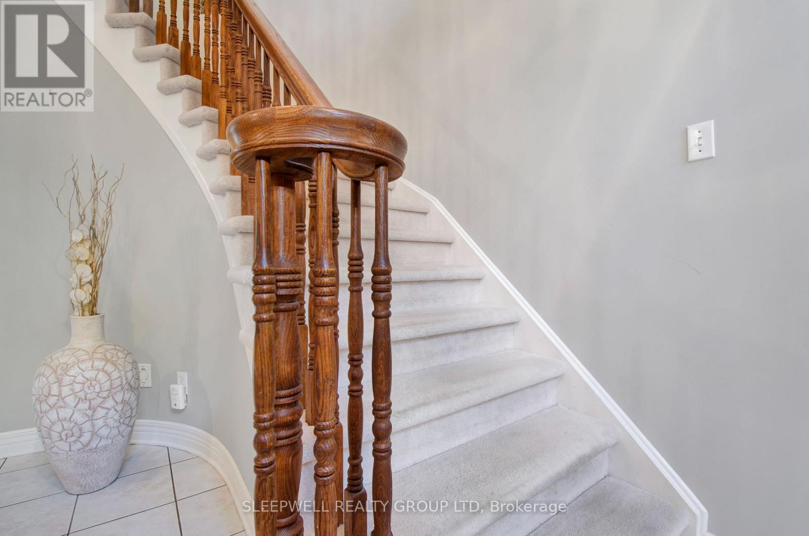4 Bed, 4 Bath House for Rent in Ottawa – 53 MATTAWA CRESCENT, Ottawa – MLS# X13454368 - Image 14