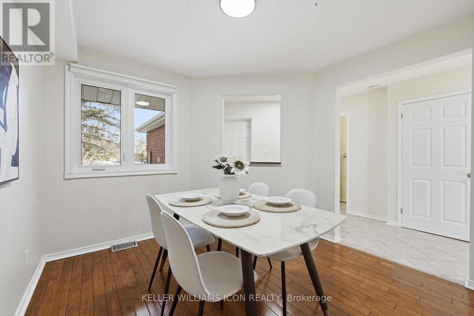 3 Bed, 4 Bath House for Sale in Ottawa – 25 ROBARTS CRESCENT, Ottawa – MLS# X13454450 - Image 9