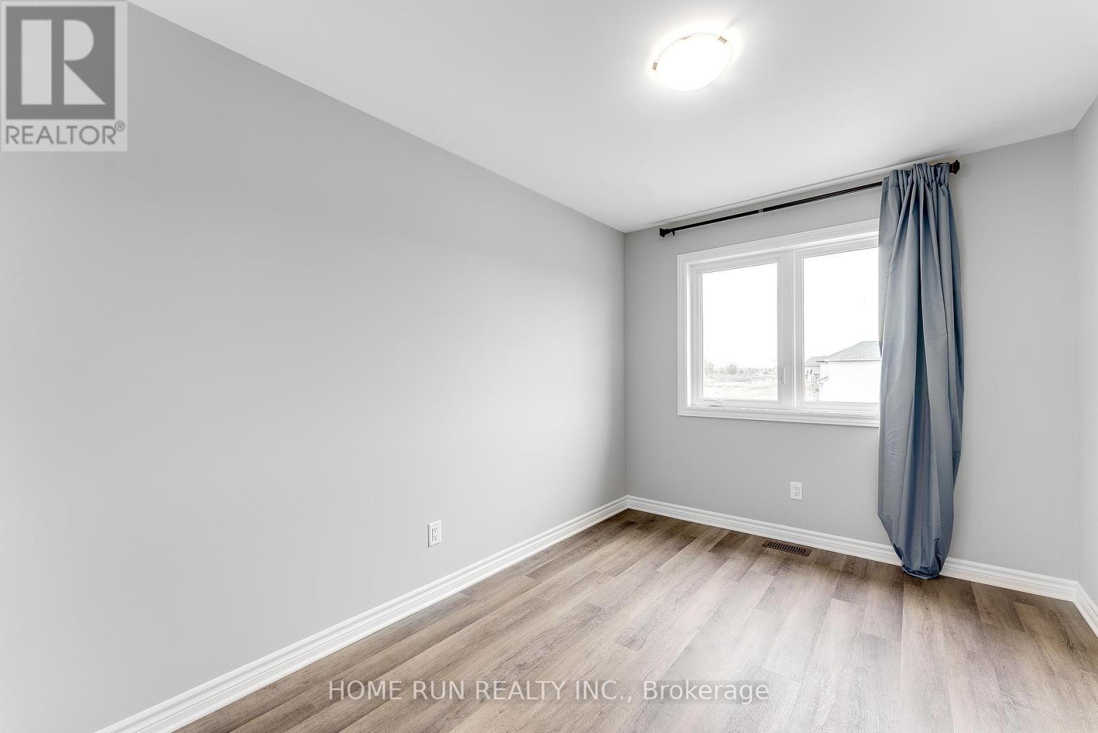 3 Bed, 3 Bath House for Rent in Ottawa – 503 MONTJAY STREET, Ottawa – MLS# X13454464 - Image 19