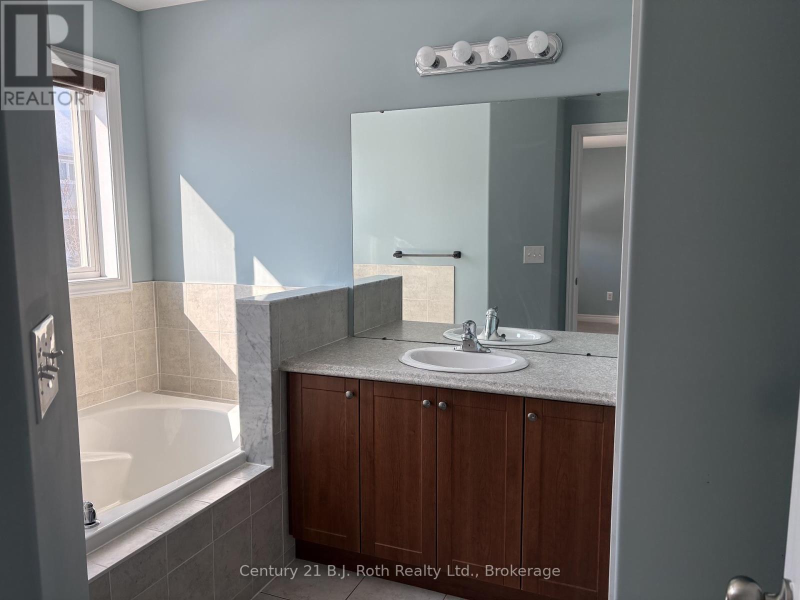 34 PEARL DRIVE - 19