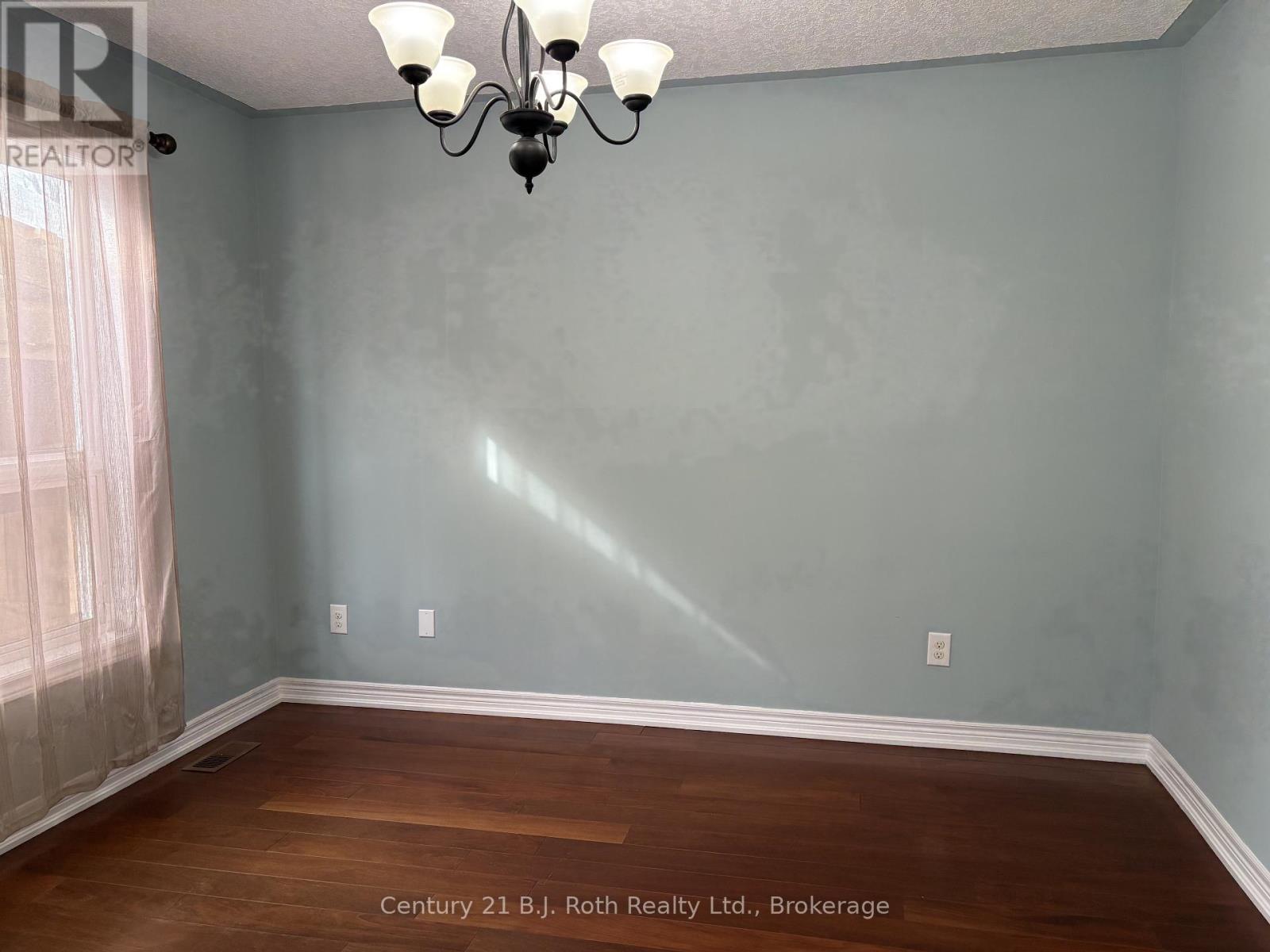 34 PEARL DRIVE - 13