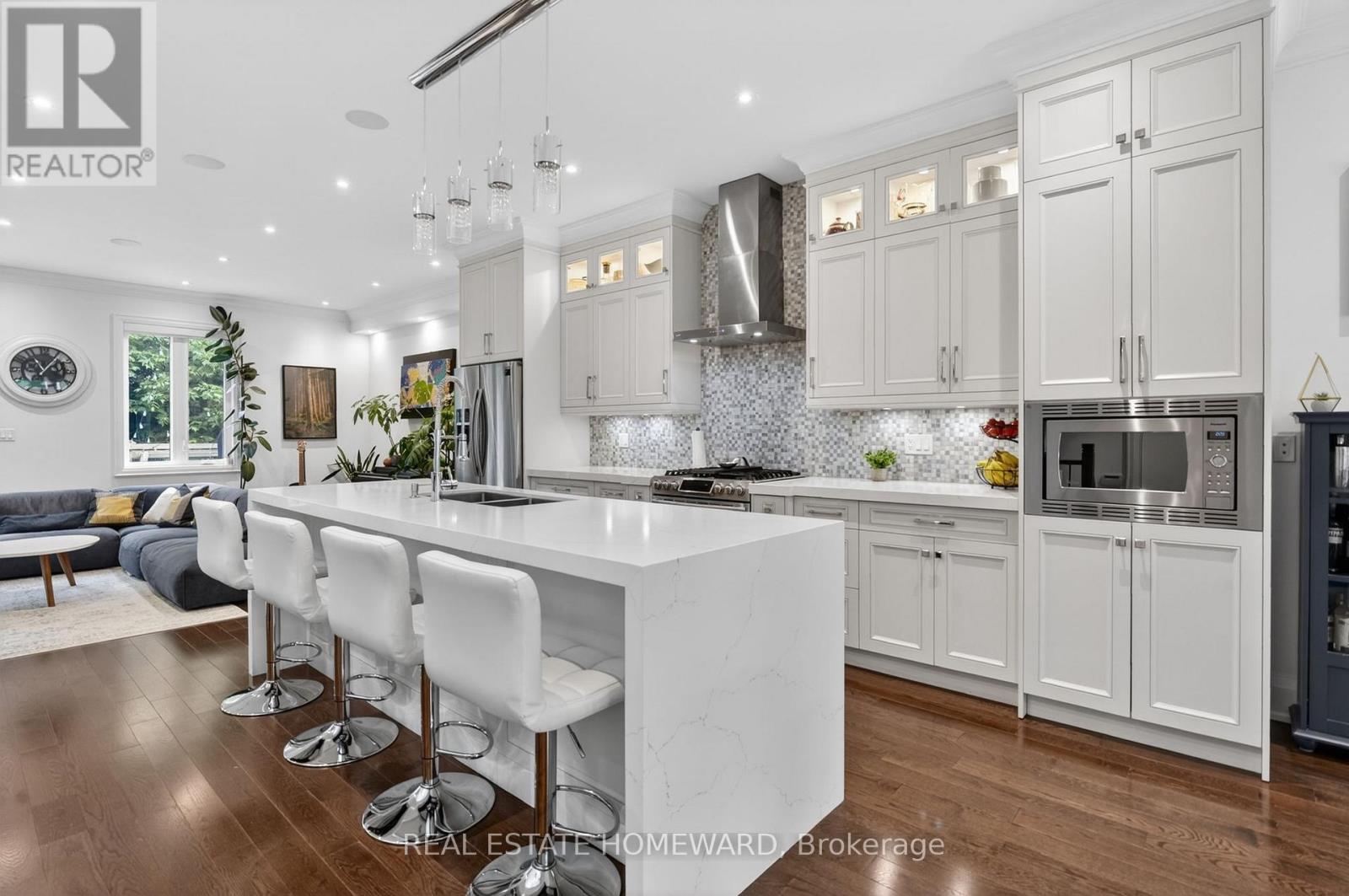 72 CEDARCREST BOULEVARD - 2
