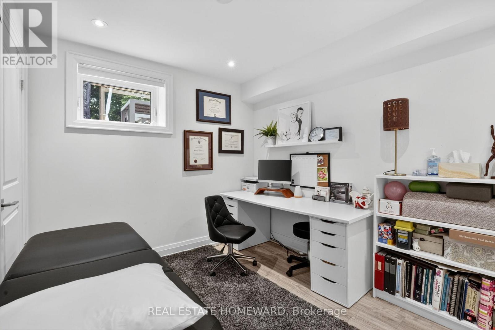 72 CEDARCREST BOULEVARD - 25