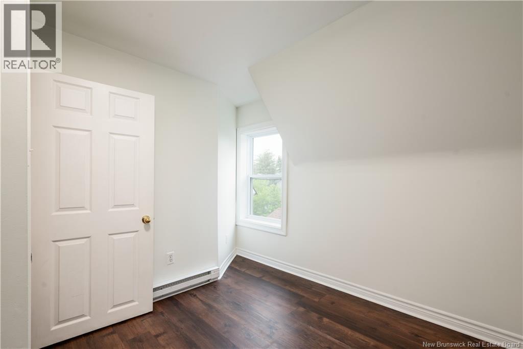 41 Lockwood Street - 16