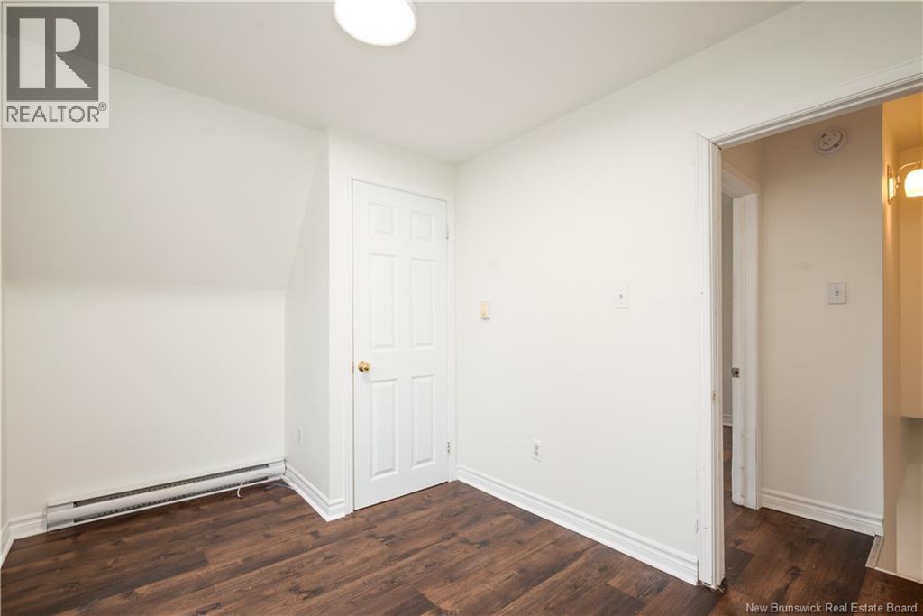 41 Lockwood Street - 17