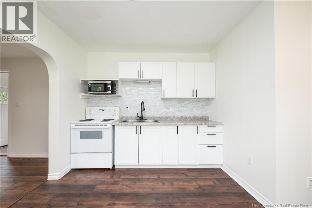 41 Lockwood Street - 23