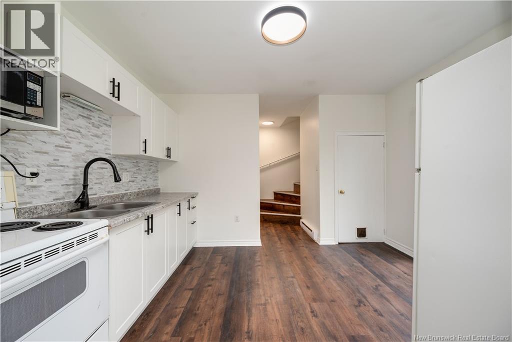 41 Lockwood Street - 24