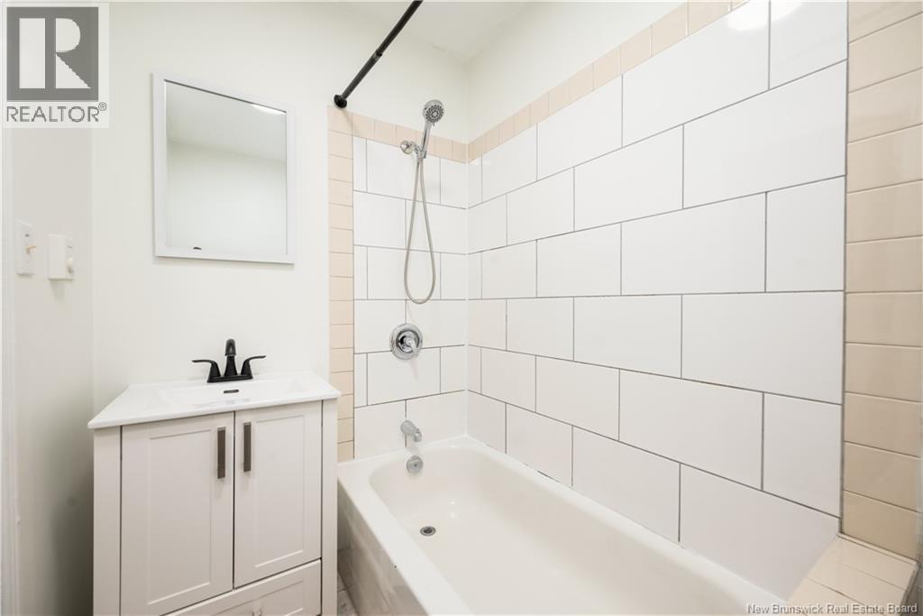 41 Lockwood Street - 26
